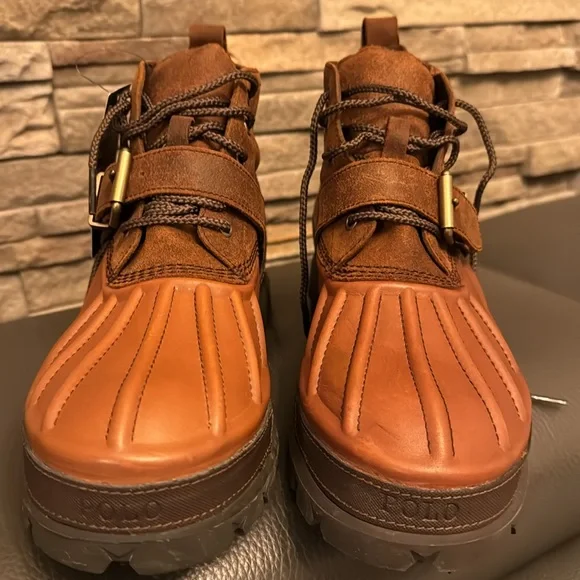 Ralph Lauren Oslo lowII Leather Lug Sole Boots